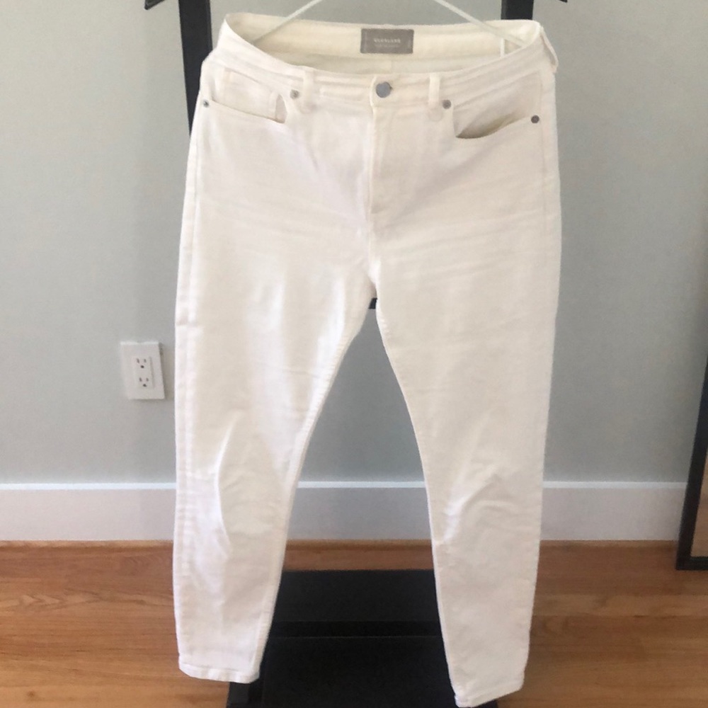 Everlane high rise skinny jean in white. Sz 28